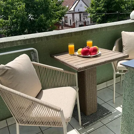 Guszti ヘーヴィーズ