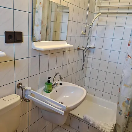 Guszti Homestay