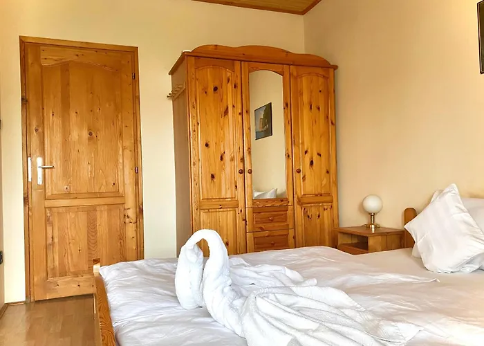 Privatunterkunft Guszti