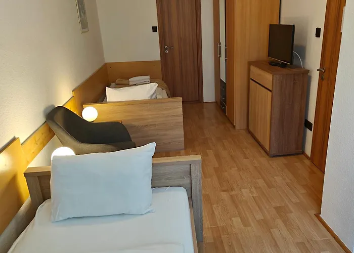 Privatunterkunft Guszti *